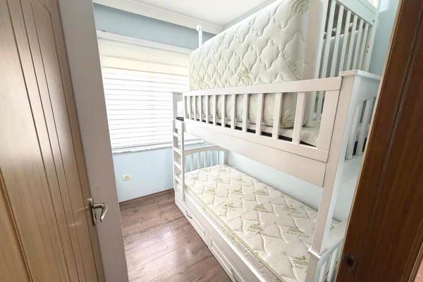 Shtepi me qera Apartament ne Tirane, 2+1, Mobilimi E mobiluar, Pagesa 450  Euro.