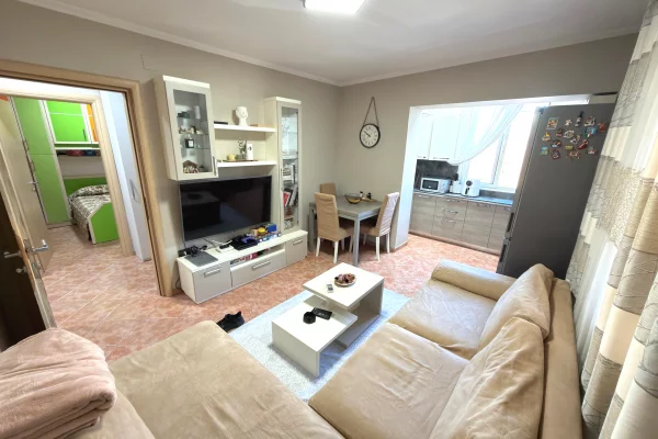 Shtepi me qera Apartament ne Tirane, 2+1, Mobilimi E mobiluar, Pagesa 500  Euro.