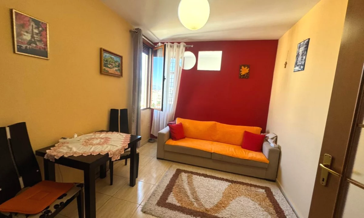 Shtepi me qera Apartament ne Tirane, 1+1, Mobilimi E mobiluar, Pagesa 40,000  Leke.