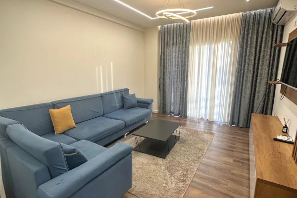 Shtepi me qera Apartament ne Tirane, 2+1, Mobilimi E mobiluar, Pagesa 600  Euro.