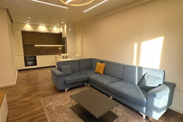 Shtepi me qera Apartament ne Tirane, 2+1, Mobilimi E mobiluar, Pagesa 600  Euro.