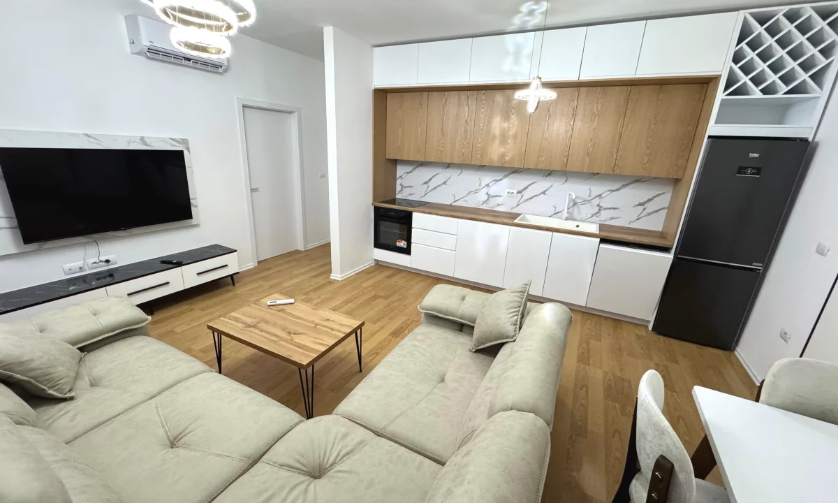 Shtepi me qera Apartament ne Tirane, 2+1, Mobilimi E mobiluar, Pagesa 700  Dollar.