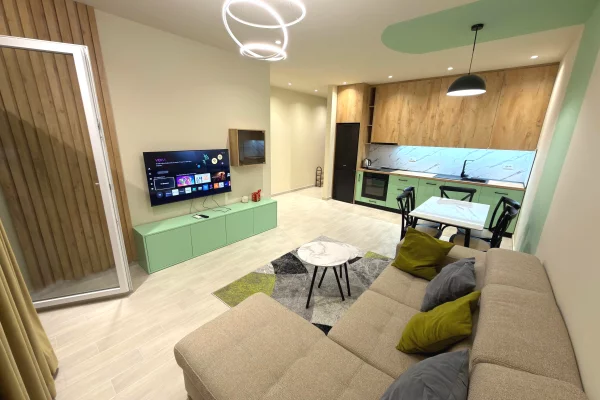 🏡 Qira Apartament 1+1 + parking 📍 5 Maji, pallat i ri  550 euro