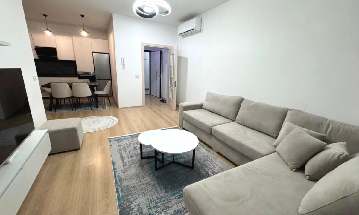 Shtepi me qera Apartament ne Tirane, 2+1, Mobilimi E mobiluar, Pagesa 75,000  Leke.