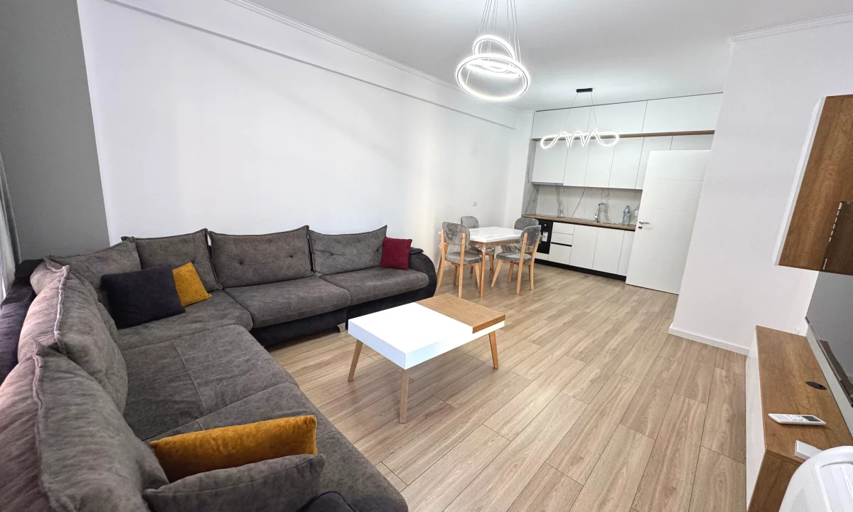 Shtepi me qera Apartament ne Tirane, 1+1, Mobilimi E mobiluar, Pagesa 45,000  Leke.