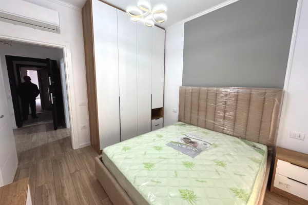 Shtepi me qera Apartament ne Tirane, 1+1, Mobilimi E mobiluar, Pagesa 45,000  Leke.