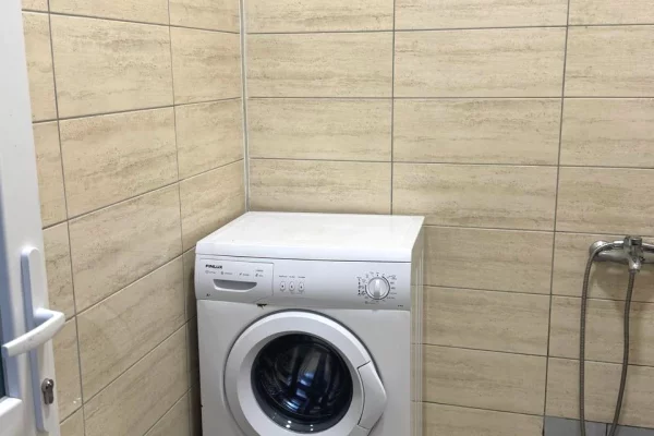 Appartamento in affitto a Tirana 1+1, Arredato