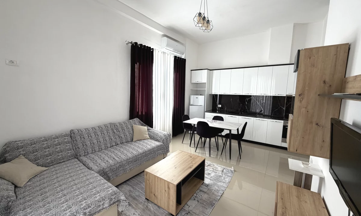 Shtepi me qera Apartament ne Tirane, 2+1, Mobilimi E mobiluar, Pagesa 55,000  Leke.