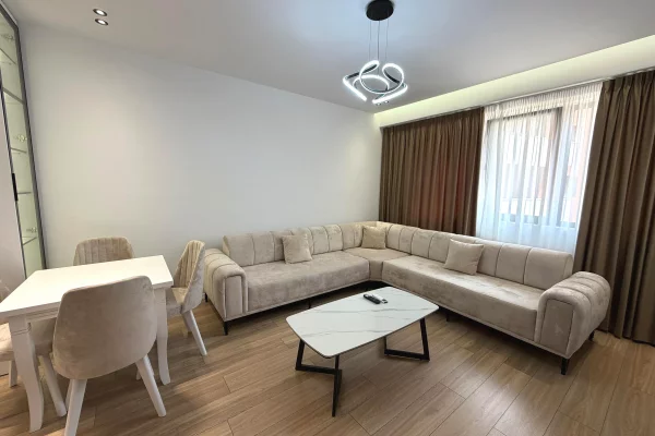 Shtepi me qera Apartament ne Tirane, 1+1, Mobilimi E mobiluar, Pagesa 55,000  Leke.