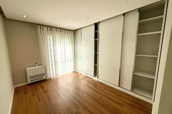 Shtepi me qera Apartament ne Tirane, 2+1, Mobilimi E mobiluar, Pagesa 500  Euro.