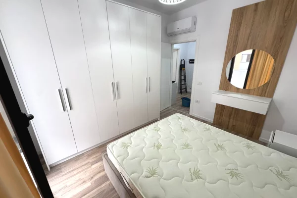 Shtepi me qera Apartament ne Tirane, 1+1, Mobilimi E mobiluar, Pagesa 50,000  Leke.