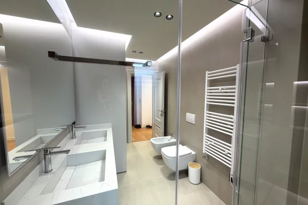Shtepi me qera Apartament ne Tirane, 1+1, Mobilimi E mobiluar, Pagesa 1,200  Euro.