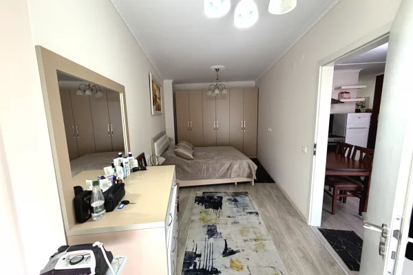 Shtepi me qera Apartament ne Tirane, 1+1, Mobilimi E mobiluar, Pagesa 50,000  Leke.