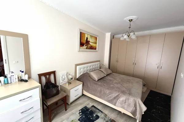 Shtepi me qera Apartament ne Tirane, 1+1, Mobilimi E mobiluar, Pagesa 50,000  Leke.