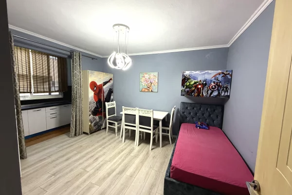 Shtepi me qera Apartament ne Tirane, 2+1, Mobilimi E mobiluar, Pagesa 40,000  Leke.