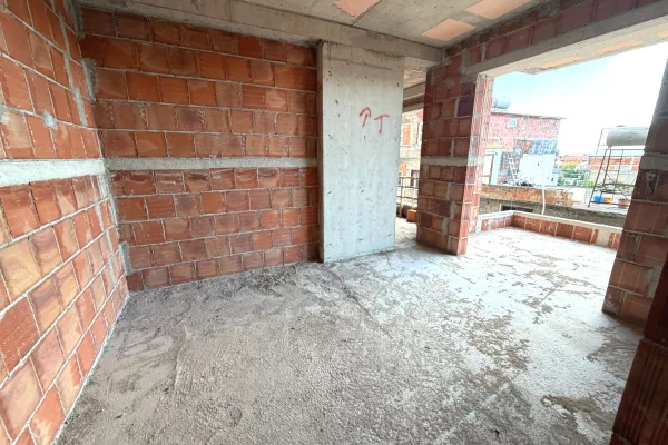 🔥 Apartament 1+1 për Shitje – Rruga 5 Maji 🏡✨