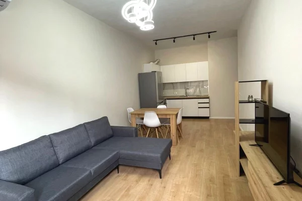 Shtepi me qera 2+1 ne Tirane - 500 Euro