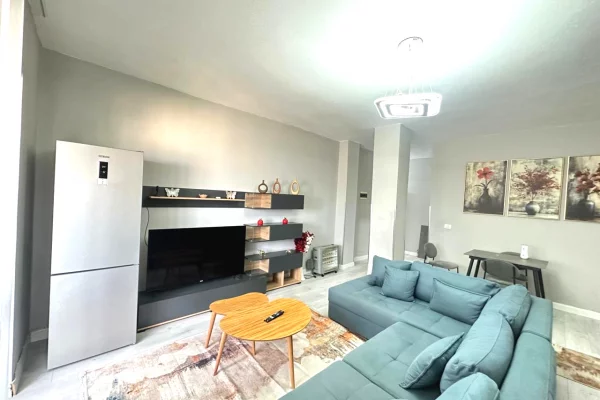 Shtepi me qera 2+1 ne Tirane - 600 Euro