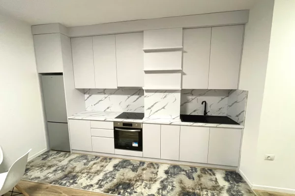 Shtepi me qera Apartament ne Tirane, 1+1, Mobilimi E mobiluar, Pagesa 50,000  Leke.