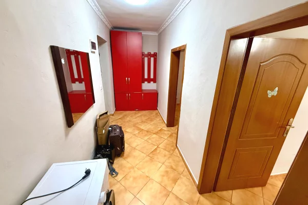 Shtepi me qera Apartament ne Tirane, 1+1, Mobilimi E mobiluar, Pagesa 50,000  Leke.