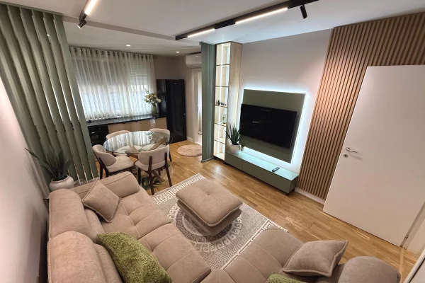 Shtepi me qera Apartament ne Tirane, 1+1, Mobilimi E mobiluar, Pagesa 85,000  Leke.