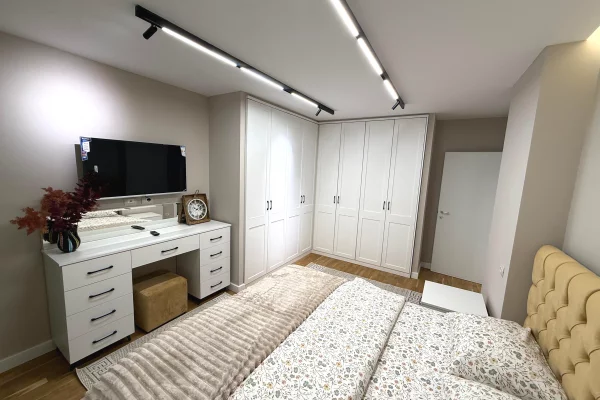 Shtepi me qera Apartament ne Tirane, 1+1, Mobilimi E mobiluar, Pagesa 85,000  Leke.