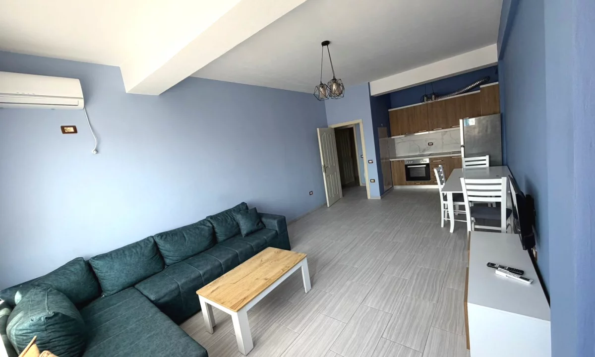 Shtepi me qera Apartament ne Tirane, 1+1, Mobilimi E mobiluar, Pagesa 500  Euro.