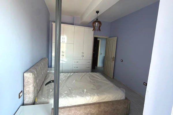 Shtepi me qera Apartament ne Tirane, 1+1, Mobilimi E mobiluar, Pagesa 500  Euro.