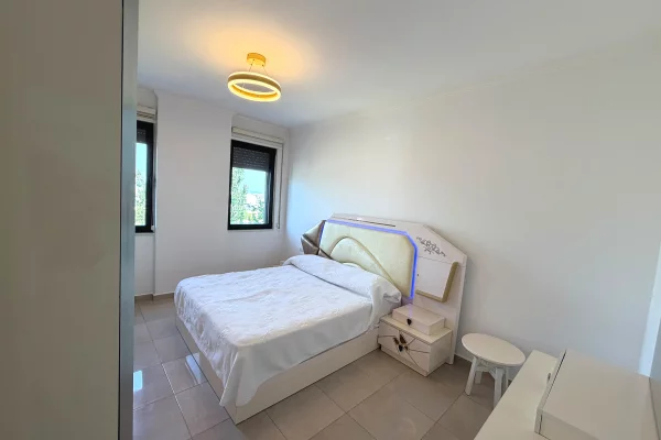 Shtepi me qera Apartament ne Tirane, 1+1, Mobilimi E mobiluar, Pagesa 450  Euro.