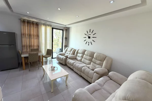 Shtepi me qera 1+1 ne Tirane - 450 Euro