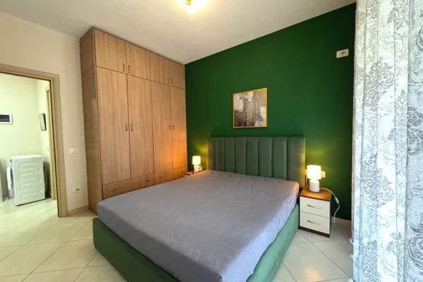 Shtepi me qera Apartament ne Tirane, 1+1, Mobilimi E mobiluar, Pagesa 530  Euro.