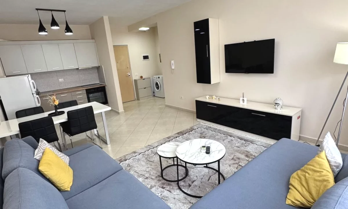 Shtepi me qera Apartament ne Tirane, 1+1, Mobilimi E mobiluar, Pagesa 530  Euro.