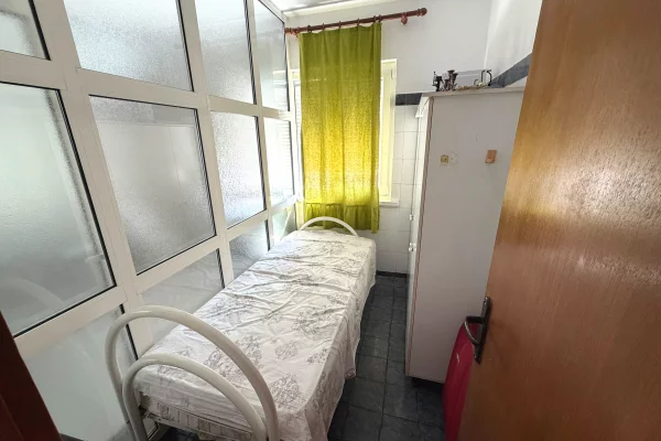 Shtepi me qera Apartament ne Tirane, 2+1, Mobilimi E mobiluar, Pagesa 500  Euro.
