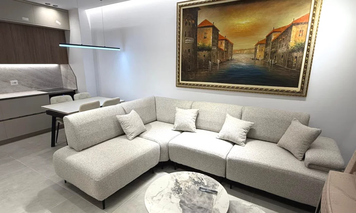 Shtepi me qera Apartament ne Tirane, 1+1, Mobilimi E mobiluar, Pagesa 600  Euro.