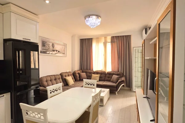 Shtepi ne shitje Apartament ne Tirane, 1+1, Mobilimi E mobiluar, Pagesa 12,700,000  Leke.