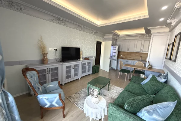 🏠 Jepet Apartament me Qira –ASL 2  📍 Pranë Veniu Club 🏢 Kati 9 🛋️ cmimi 650 euro