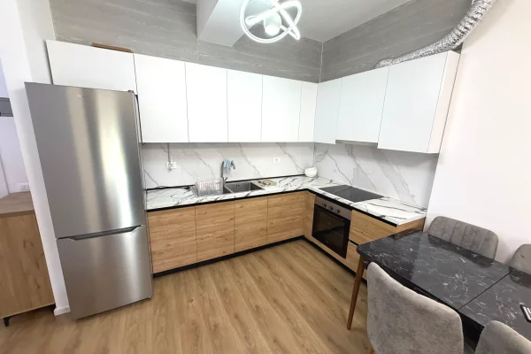 Shtepi me qera Apartament ne Tirane, 1+1, Mobilimi E mobiluar, Pagesa 40,000  Leke.