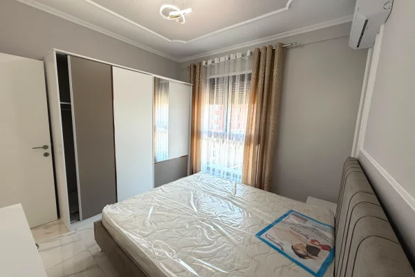 Shtepi me qera Apartament ne Tirane, 1+1, Mobilimi E mobiluar, Pagesa 50,000  Leke.