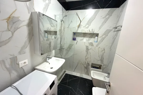 Shtepi me qera Apartament ne Tirane, 1+1, Mobilimi E mobiluar, Pagesa 50,000  Leke.