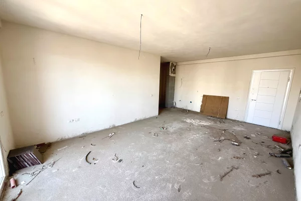 Shtepi ne shitje Apartament ne Tirane, 2+1, Mobilimi Bosh, pa mobiluar, Pagesa 26,100,000  Leke.