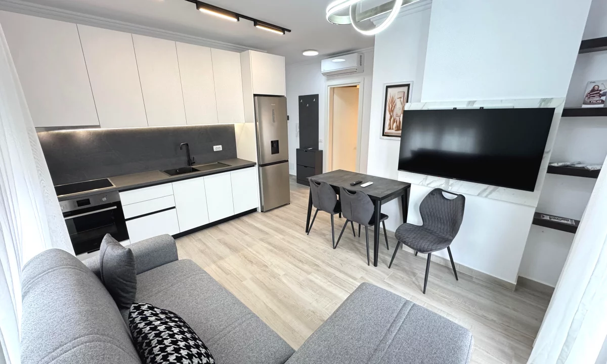 Shtepi me qera Apartament ne Tirane, 2+1, Mobilimi E mobiluar, Pagesa 70,000  Leke.