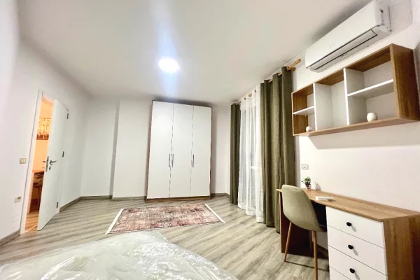 Shtepi me qera Apartament ne Tirane, 1+1, Mobilimi E mobiluar, Pagesa 60,000  Leke.