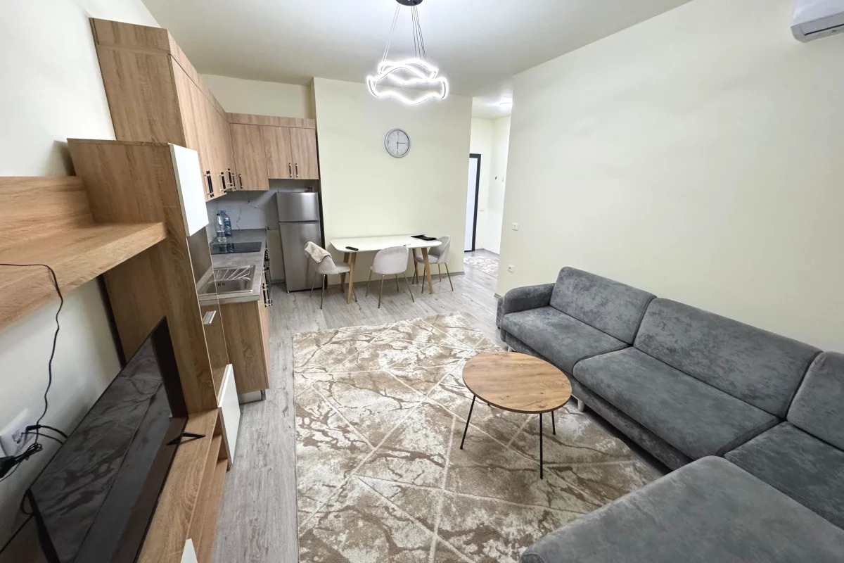 Shtepi me qera Apartament ne Tirane, 1+1, Mobilimi E mobiluar, Pagesa 55,000  Leke.
