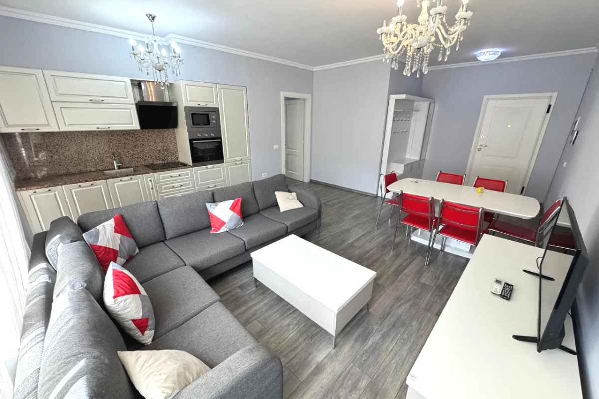 Shtepi me qera Apartament ne Tirane, 3+1, Mobilimi E mobiluar, Pagesa 1,000  Euro.
