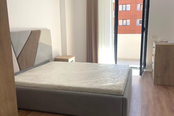 Shtepi me qera Apartament ne Tirane, 1+1, Mobilimi E mobiluar, Pagesa 47,000  Leke.
