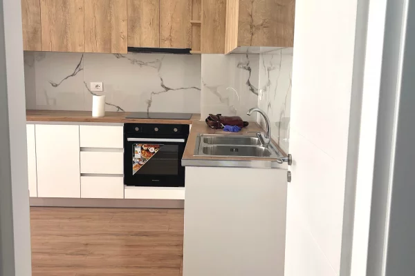 Shtepi me qera Apartament ne Tirane, 1+1, Mobilimi E mobiluar, Pagesa 47,000  Leke.