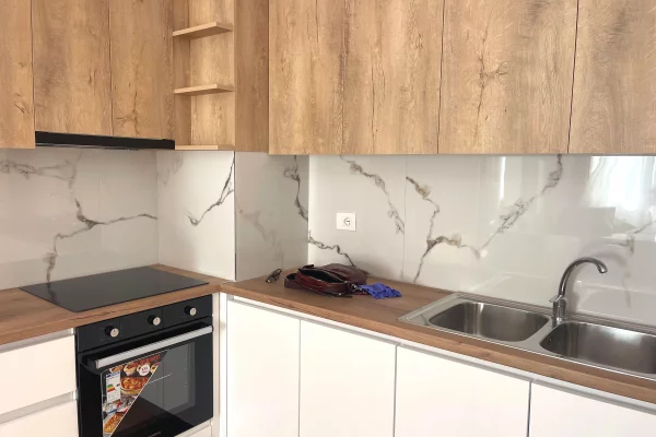 Shtepi me qera Apartament ne Tirane, 1+1, Mobilimi E mobiluar, Pagesa 47,000  Leke.