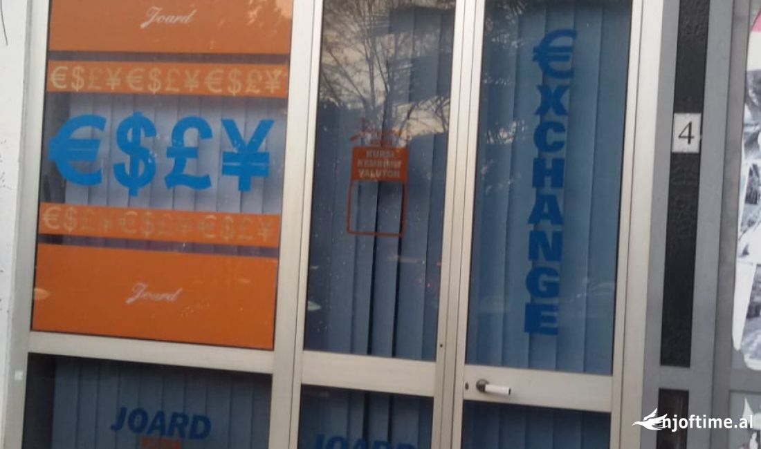 Shitet ambjent biznesi ne qender te Tiranes