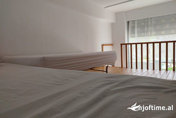 Ambiente Commerciale in Vendita 1+1 a Tirana - 33,000 Euro