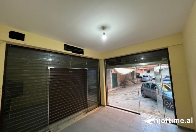 Business Property in Sale 1+1 in Tirana - 105,000 Euro